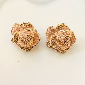 Gold Crystal Pearl Colored Rhinestone Clip On & Push Back Flower Stub Earrings